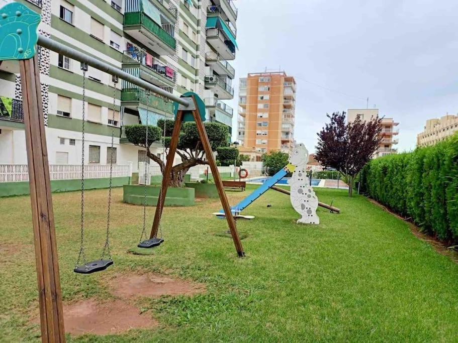 Apartamento En Benicasim Con Piscina Lejlighed Benicàssim Eksteriør billede