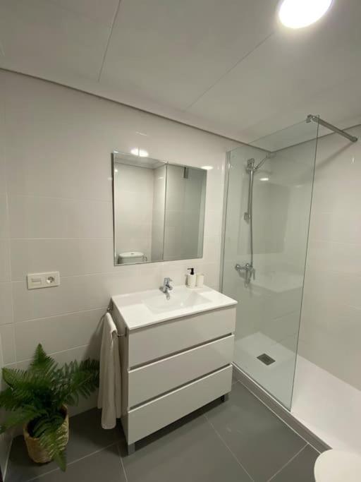 Apartamento En Benicasim Con Piscina Lejlighed Benicàssim Eksteriør billede
